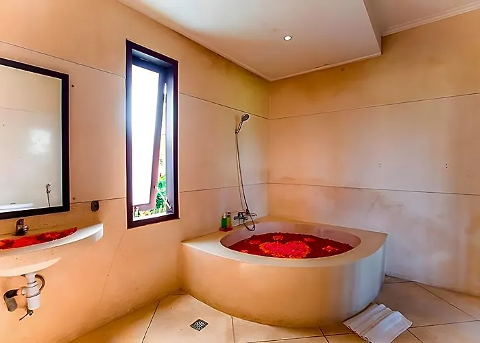 Mandi 4* Ubud